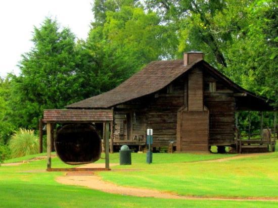 Fernland Historical Park and Museum and Memory Garden